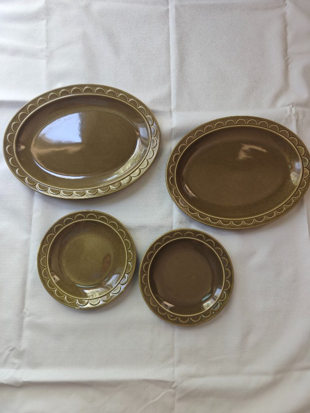 Vintage 70s Sheffield Granada Olive Green Plates & Platters Set of 4 MCM pottery